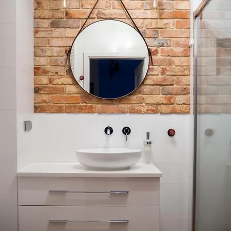 Brick House - Zoska Apartamento *